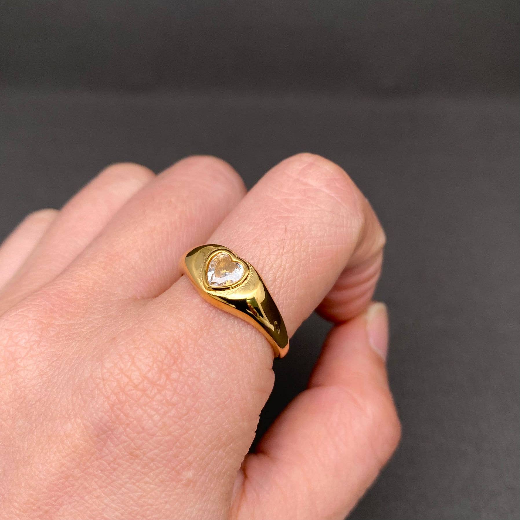 Heart Zircon Inlaid 18K Gold Plated S.Steel Ring - FGS