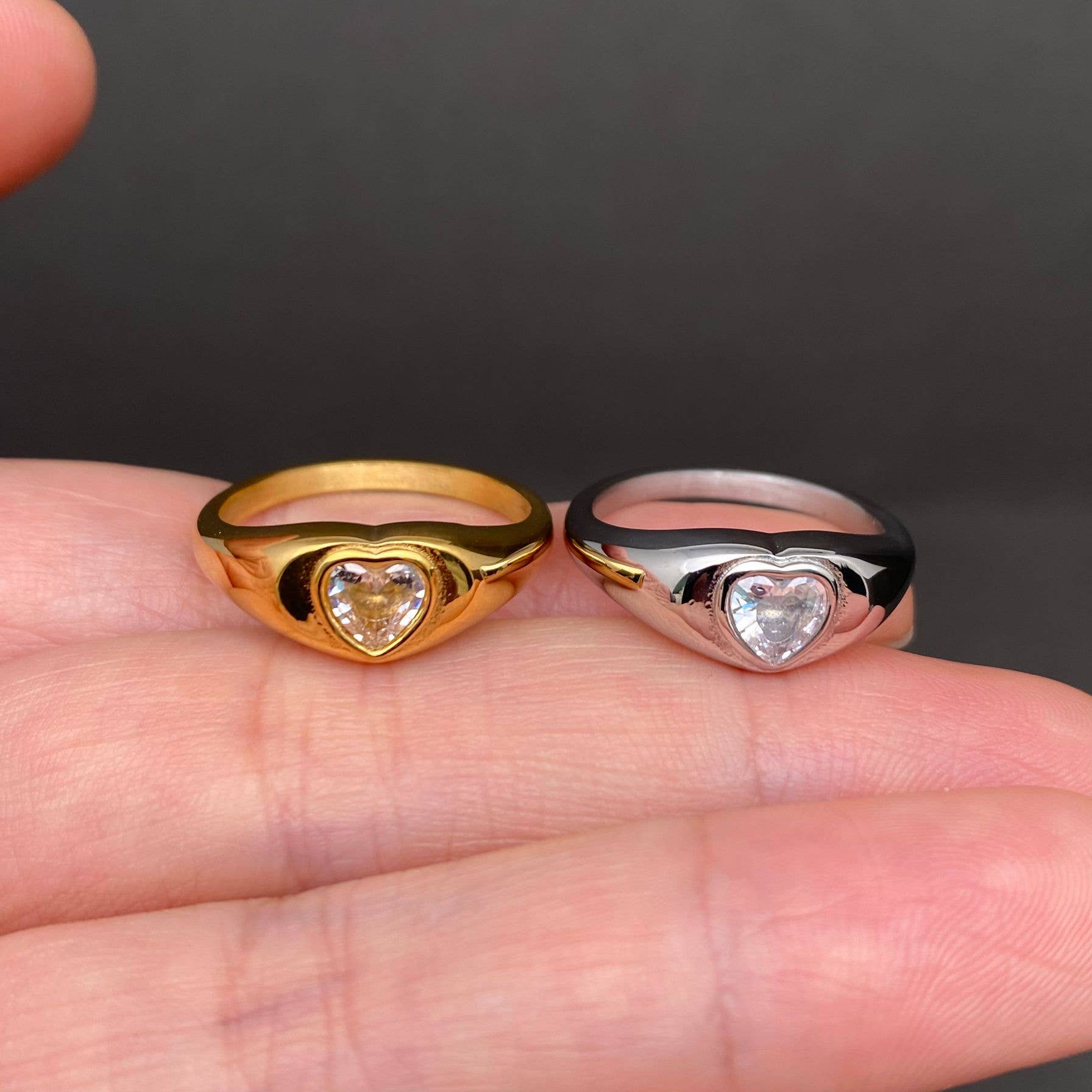 Heart Zircon Inlaid 18K Gold Plated S.Steel Ring - FGS