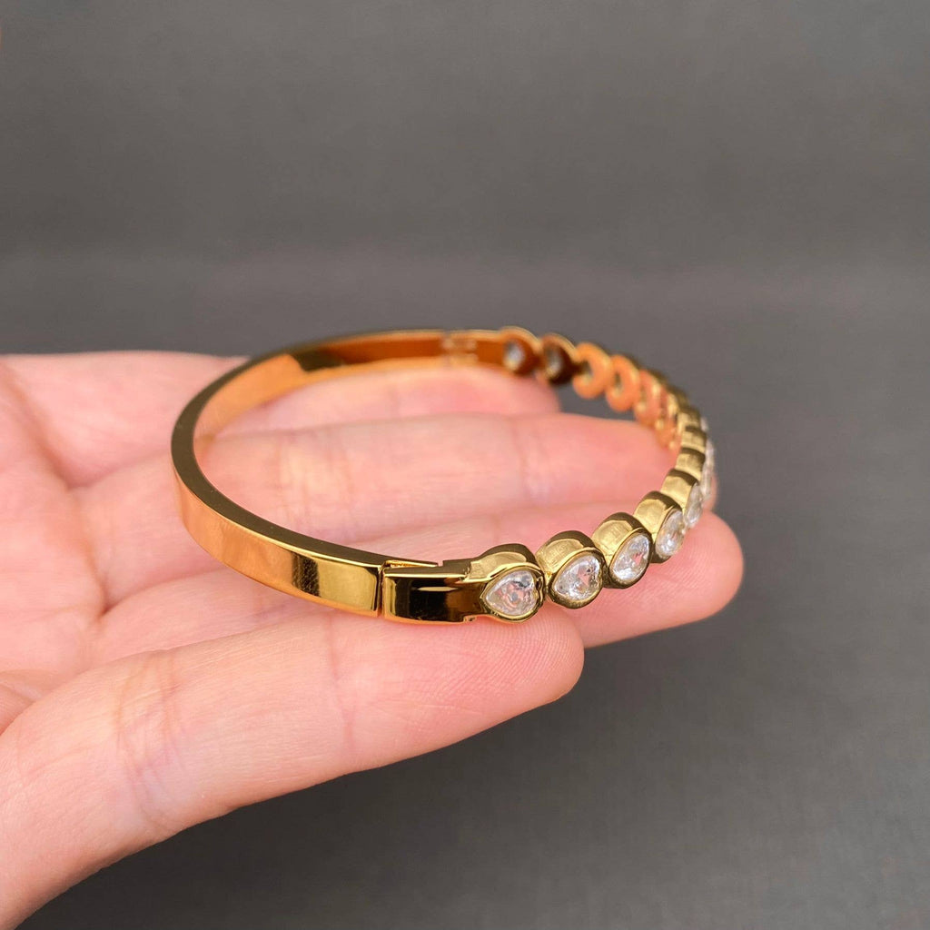 Heart Zircon 18K Gold Plated S.Steel Openable Bangle - FGS