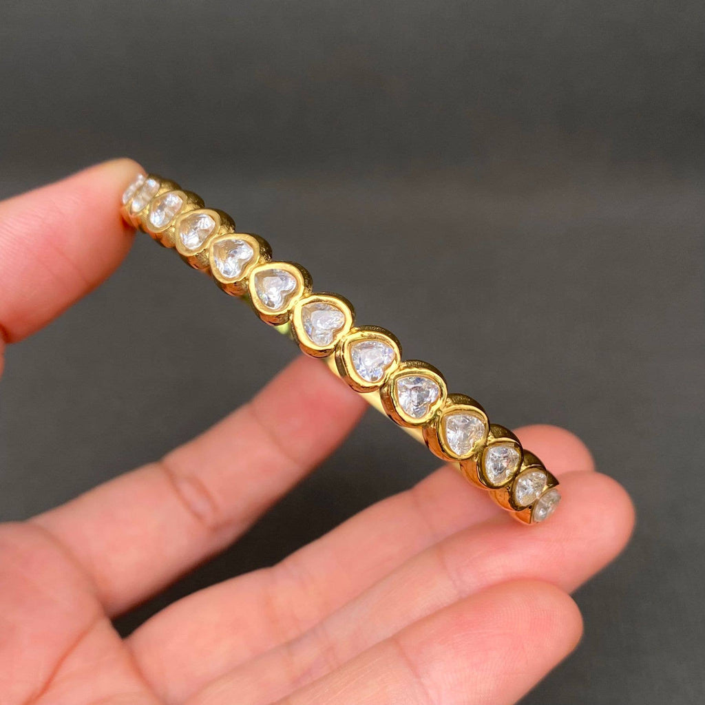Heart Zircon 18K Gold Plated S.Steel Openable Bangle - FGS