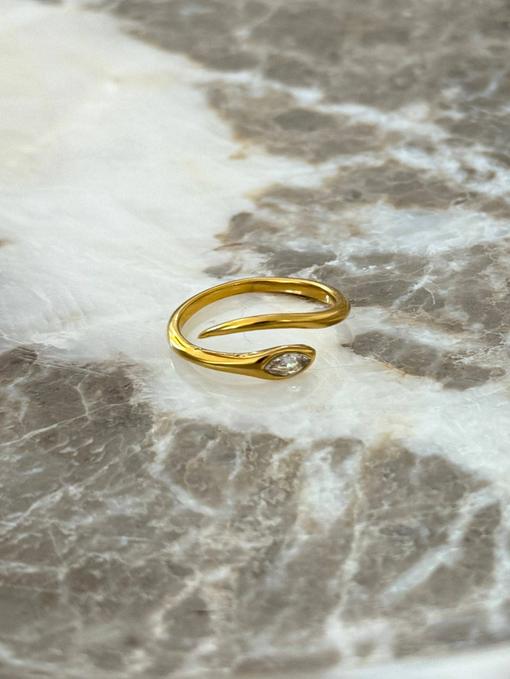 DOLLY RING