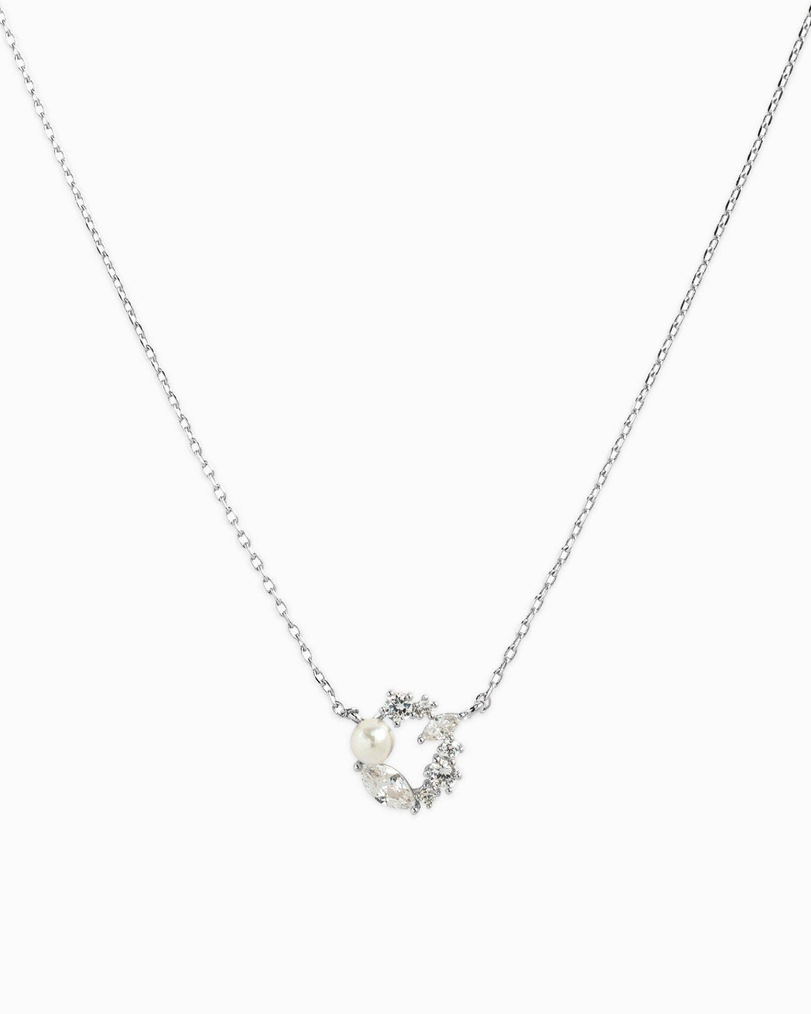 Round Pearl Crystal Flower Necklace